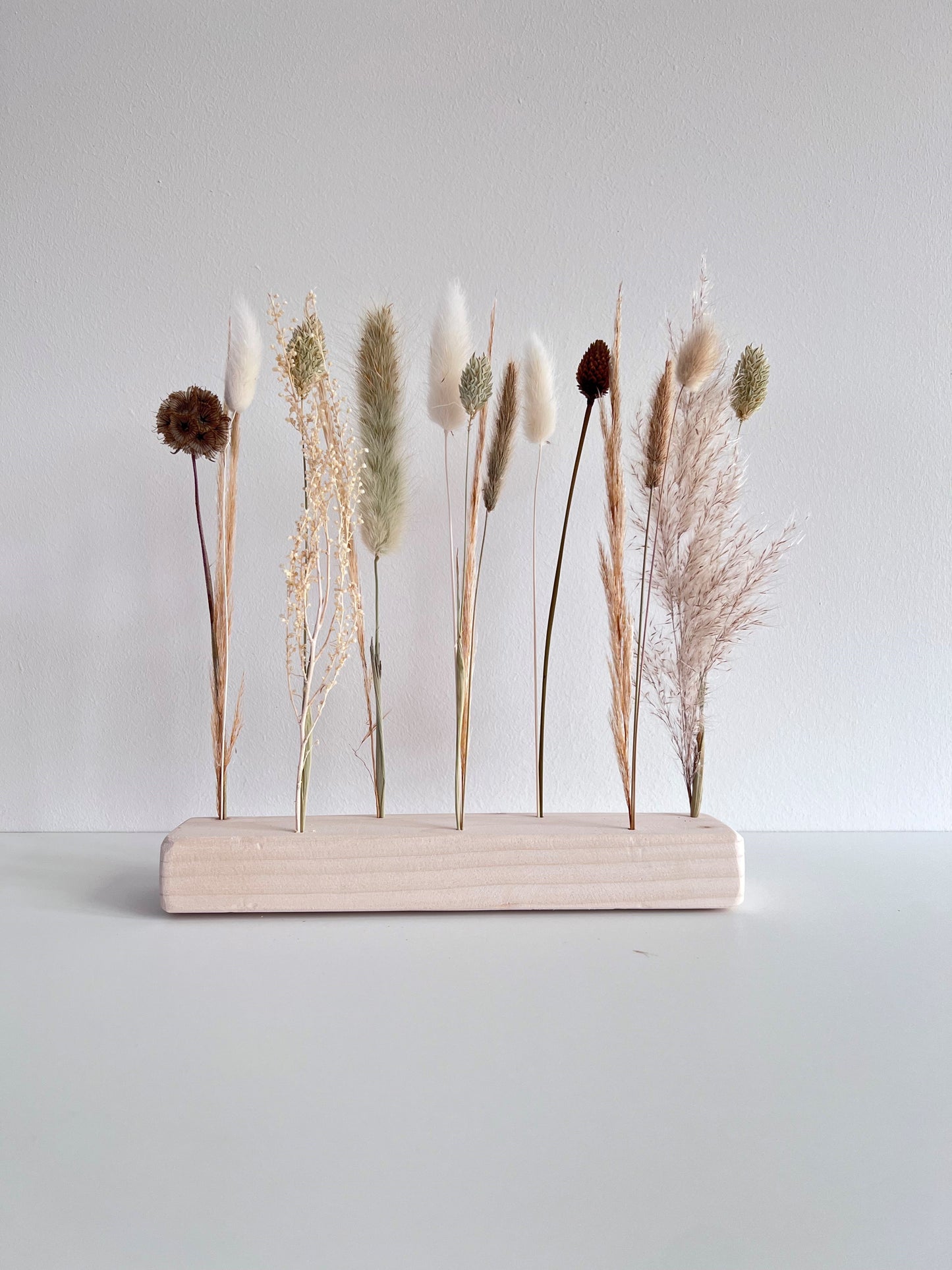 Dried flowers natural in holder