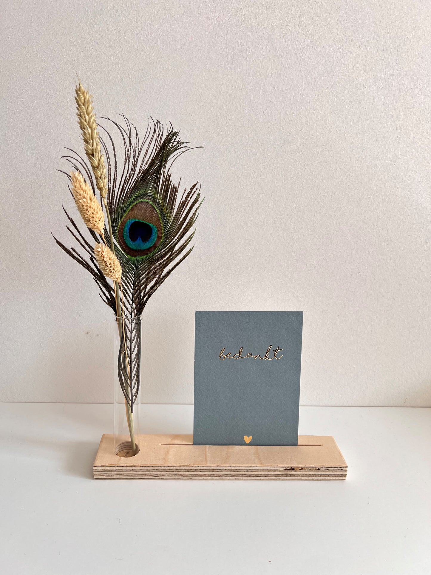 Soothing dried flowers with greeting card
